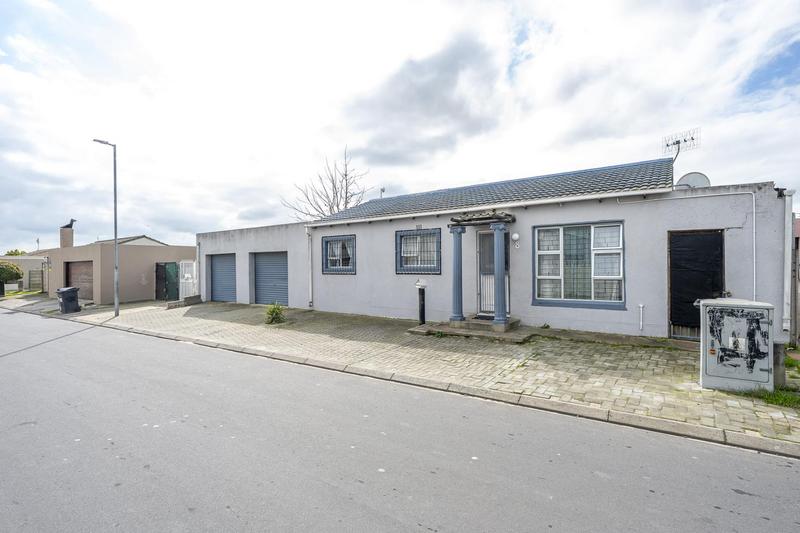 3 Bedroom Property for Sale in Northpine Western Cape